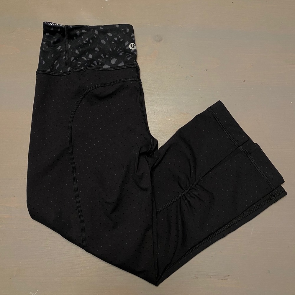 Crop lululemon leggings✨